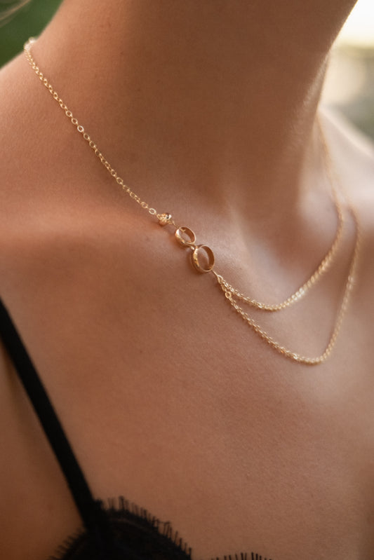 Double chain hoop necklace